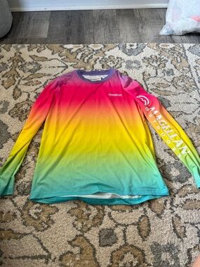 Magellan Outdoors fishing shirt (youth) M